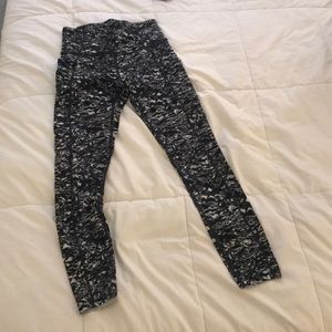 Lululemon Fast & Free 7/8 Tight in Nulux, Size 4